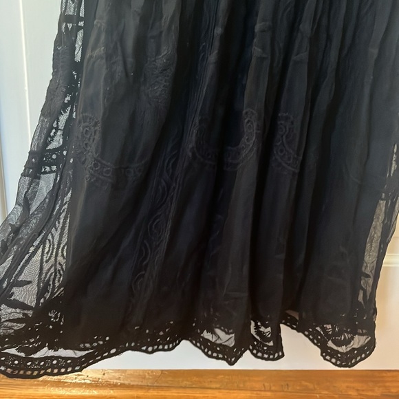Black Altar’d State dress with lace overlay - Picture 4 of 5